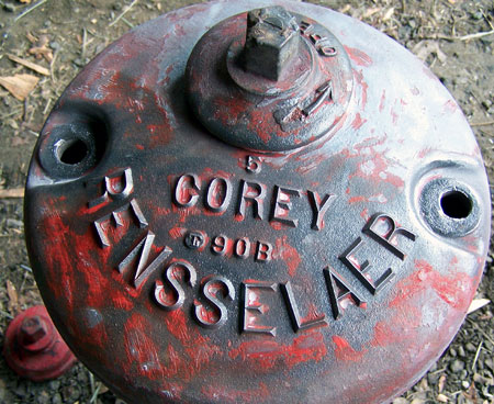 Hydrant top hydrant top